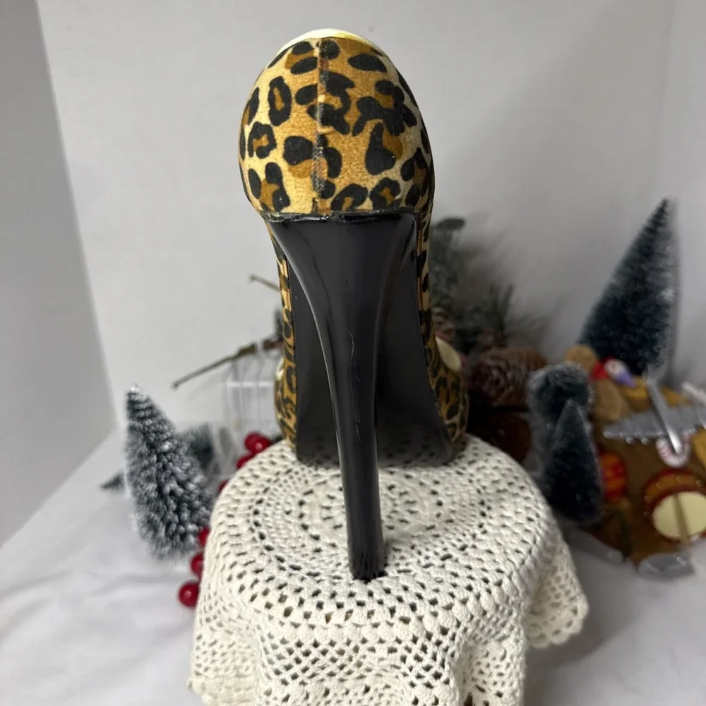 Wild Eye Designs Leopard Print High Heel Stiletto Shoe Wine Holder